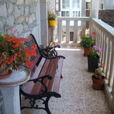 卡萨伊克善达佩娜酒店 * Villarmayor (Galicia)